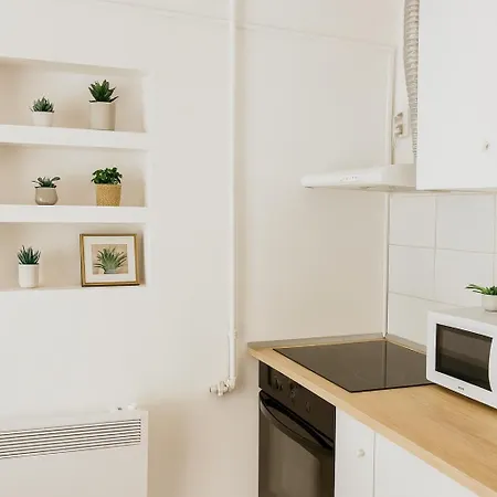 Emerald Escape - Calea Victoriei