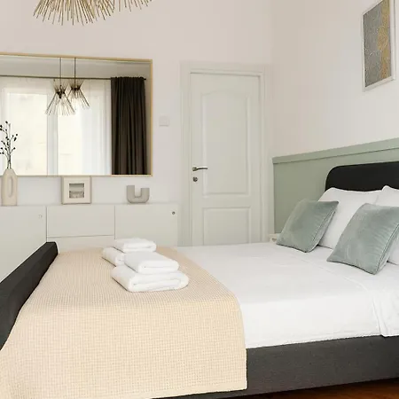 Apartment Emerald Escape - Calea Victoriei Bucharest