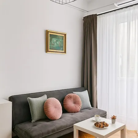 Emerald Escape - Calea Victoriei Бухарест