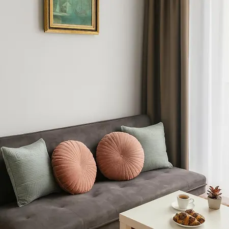 Emerald Escape - Calea Victoriei * Βουκουρέστι